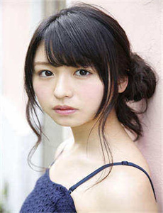 《大学生到女厕偷拍-果冻传媒仙踪林视频在线观看》